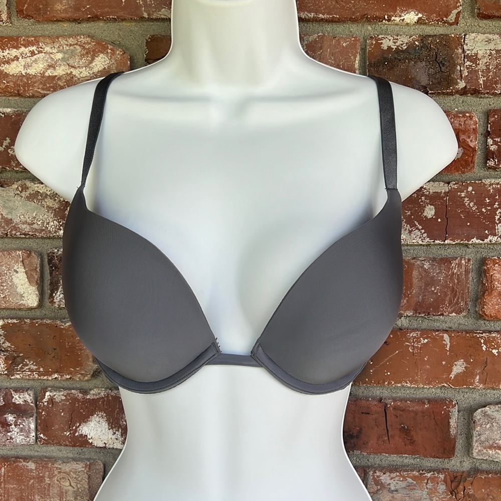 Victoria's Secret gray underwire push up bra size 34D